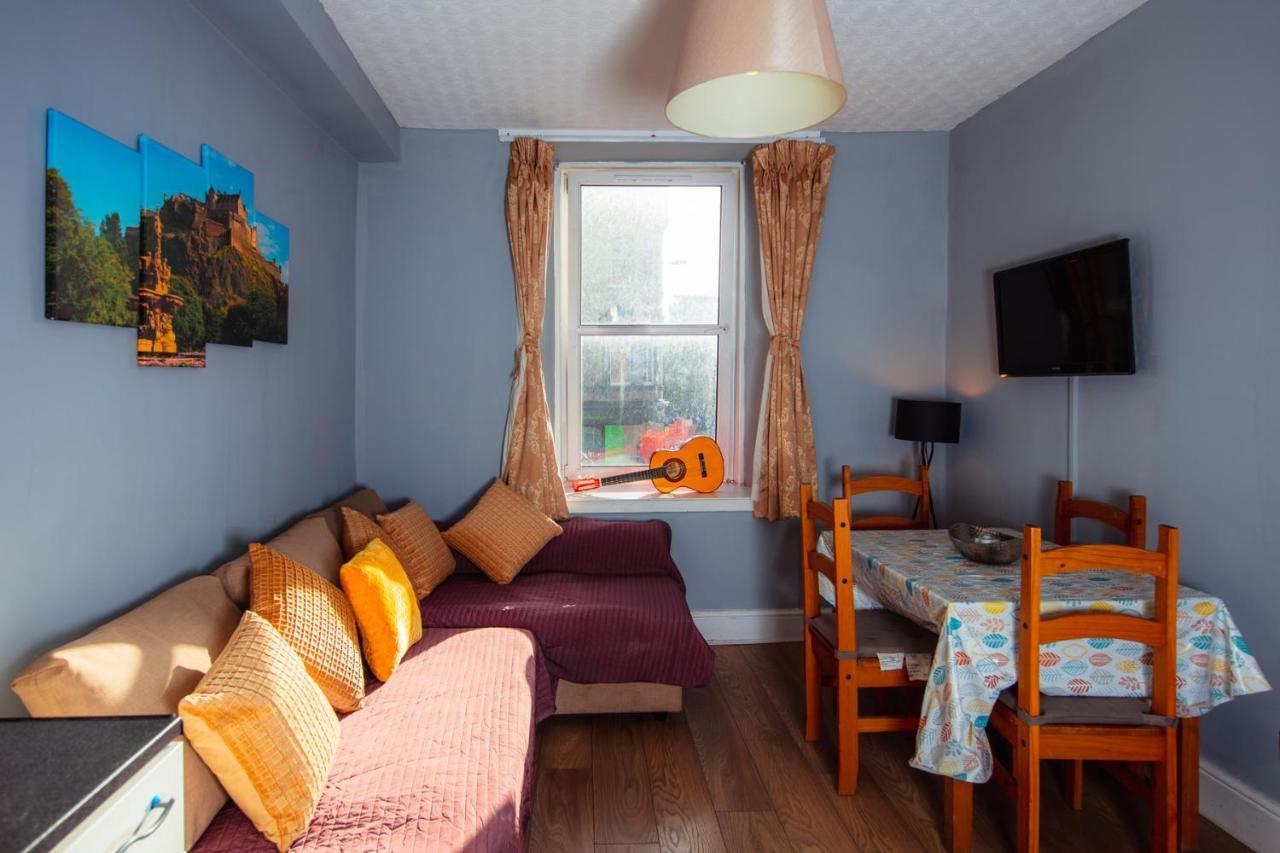 Old Town Apartments By The Castle Edinburgh Ngoại thất bức ảnh