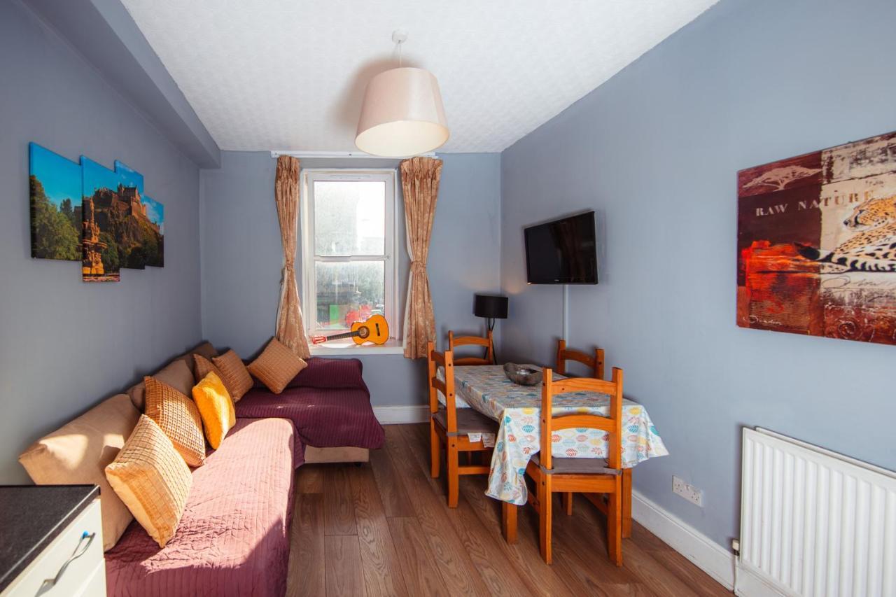 Old Town Apartments By The Castle Edinburgh Ngoại thất bức ảnh