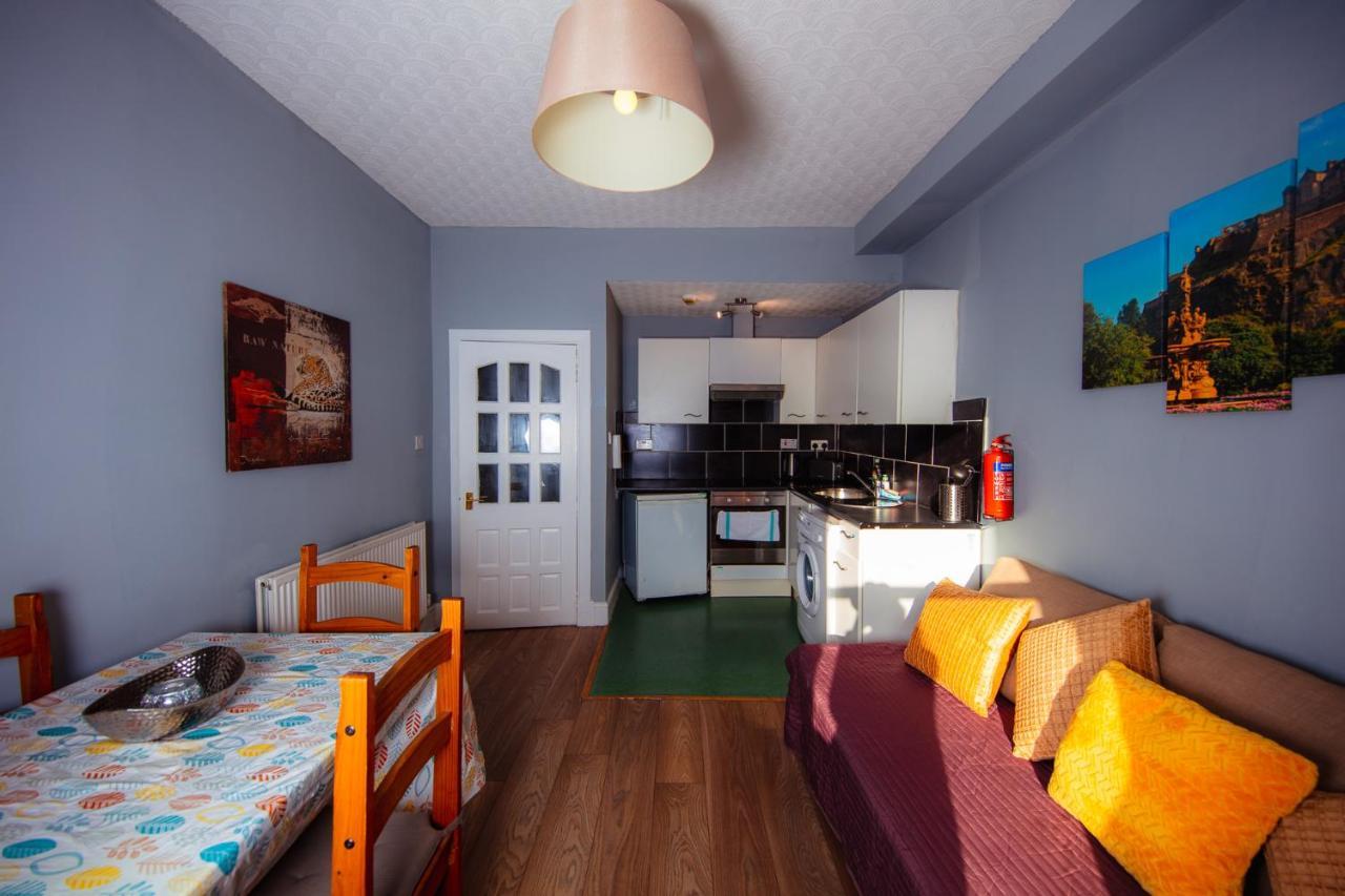 Old Town Apartments By The Castle Edinburgh Ngoại thất bức ảnh